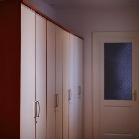 Apartman Bacvice Apartment